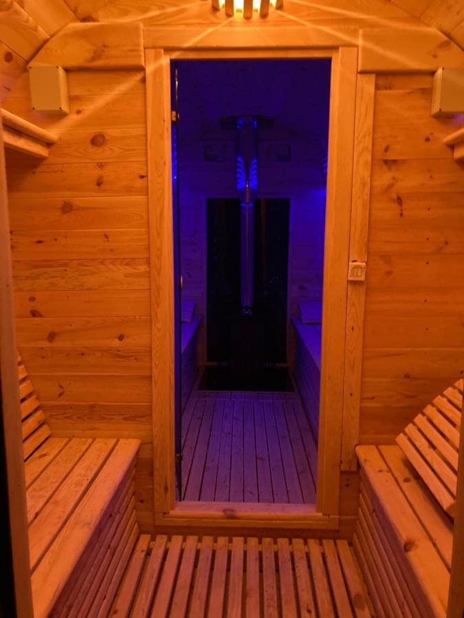 Domki U Danny-Ego Family Friendly Accommodation ジブヌベク エクステリア 写真